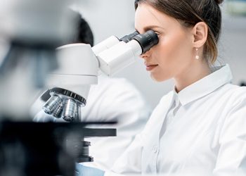 8 dicas para melhorar a qualidade do atendimento em laboratórios