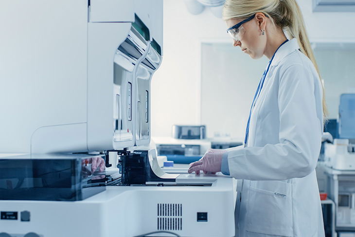 Que tipos de laboratórios podem buscar a acreditação?