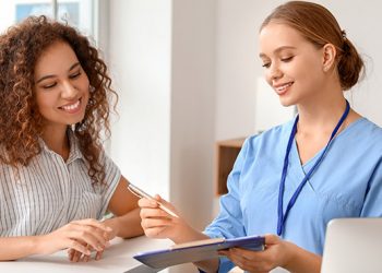 Como garantir a melhor recepção em laboratórios de análises clínicas?